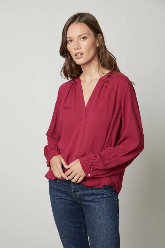 POSIE SPLIT NECK BLOUSE